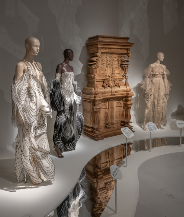 Sculpting the Senses by Iris van Herpen - Hans Boodt Mannequins